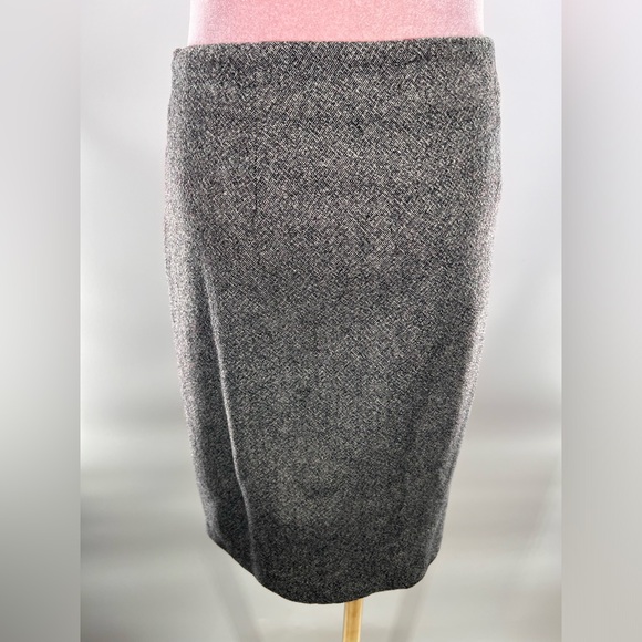 EUC Gap Factory Stretch Tweed Pencil Skirt - Picture 6 of 8
